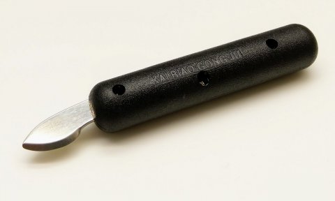 KAI - hodinářský nůž s širokou střenkou - PRO PRAVÁKY