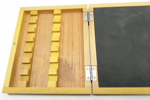 Dřevěný box + pinzety (nerez) 7 ks - Economy