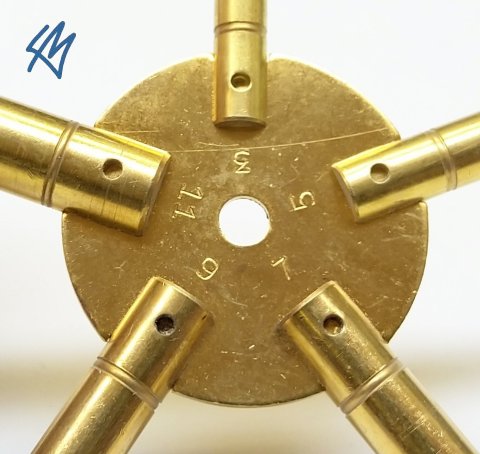 Klíč "hvězda" pro natahování velkých hodin - model 4099