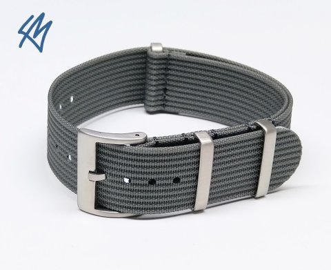 PREMIUM nato strap / šedá / š. 22 mm