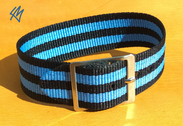 nylon black blue classic.png