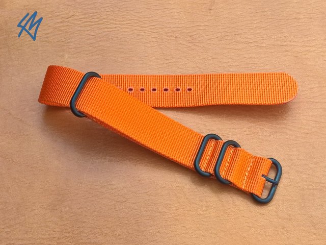 ZULU Strap - ORANŽOVÁ + PVD černé přezky š. 24 mm